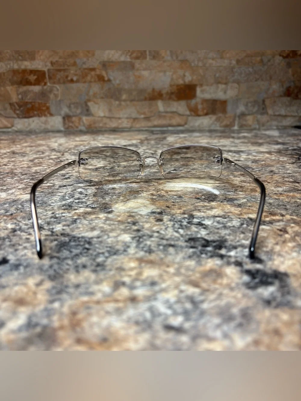 Vintage CHANEL CH 4093-B C1246I Rim less glasses